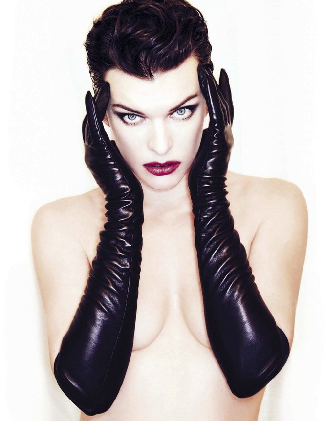 Milla Jovovich, Resident Evil, Vùng đất quỷ dữ - ảnh 3