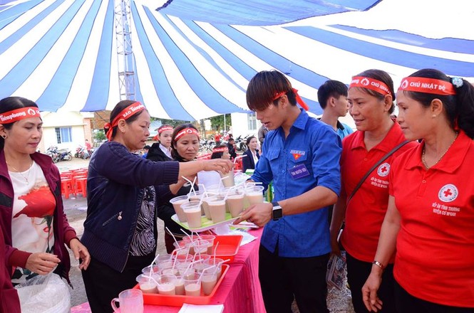 Chủ Nhật Đỏ 2017, Báo Tiền Phong - ảnh 3