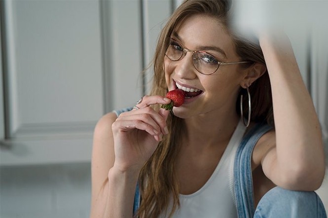 Gigi Hadid xinh đẹp, siêu gợi cảm - ảnh 12