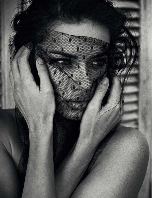 Quý cô độc thân Adriana Lima siêu quyến rũ - ảnh 11