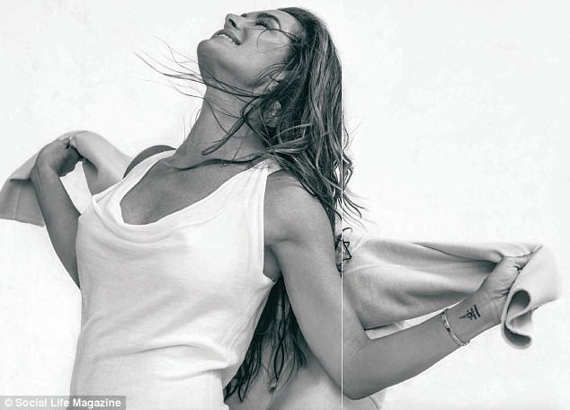 Minh tinh Brooke Shields 52 tuổi vẫn tự tin khoe dáng - ảnh 3