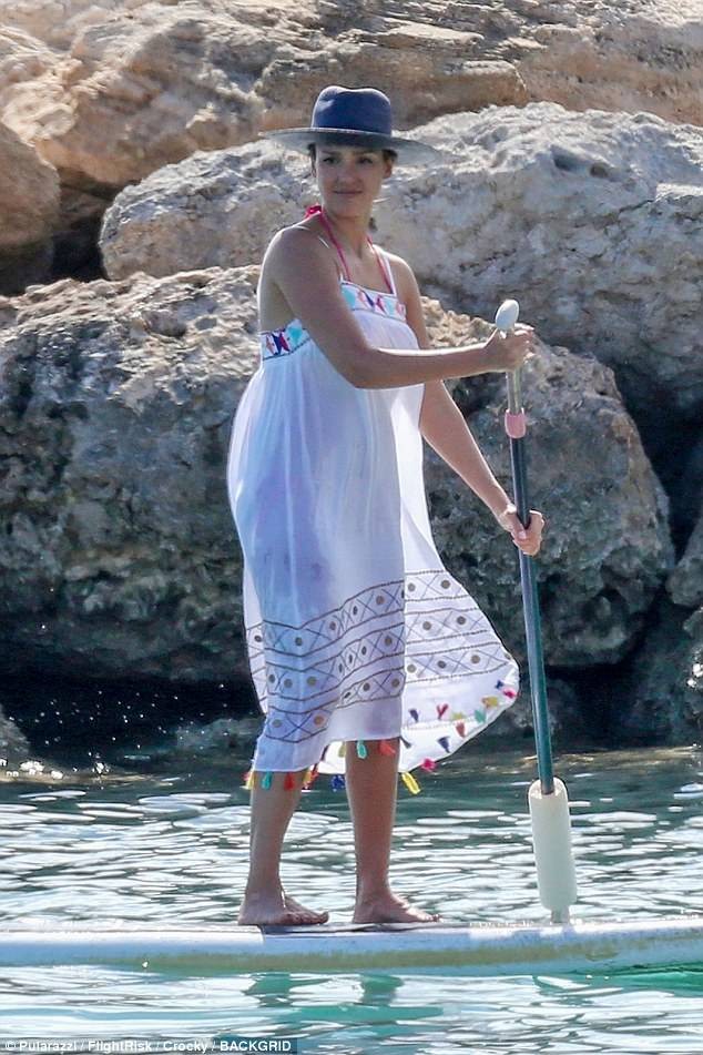‘Thiên thần bóng tối’ Jessica Alba sắp sinh con thứ 3 - ảnh 3