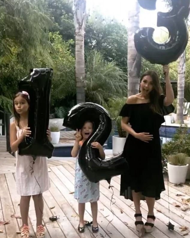 ‘Thiên thần bóng tối’ Jessica Alba sắp sinh con thứ 3 - ảnh 1