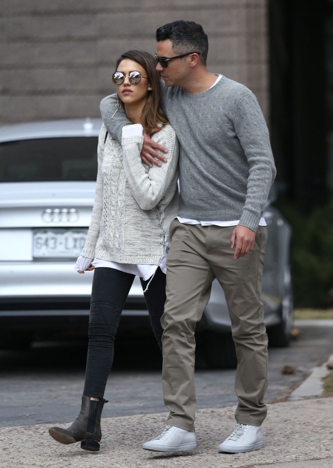 ‘Thiên thần bóng tối’ Jessica Alba sắp sinh con thứ 3 - ảnh 7