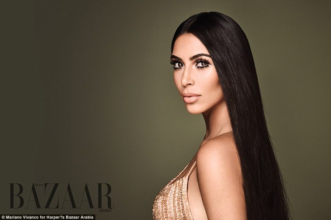 Kim Kardashian hóa ‘nữ thần disco’ Cher rực lửa - ảnh 1
