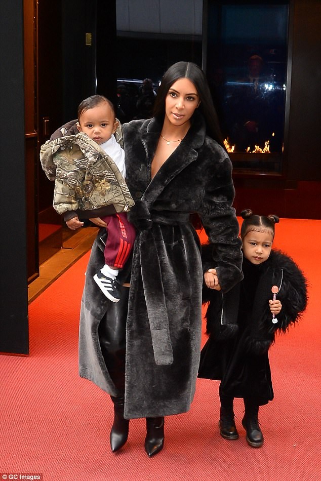 Kim Kardashian: ‘Các con là cả thế giới của tôi' - ảnh 7