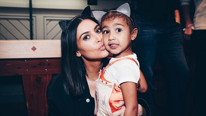 Kim Kardashian: ‘Các con là cả thế giới của tôi' - ảnh 8