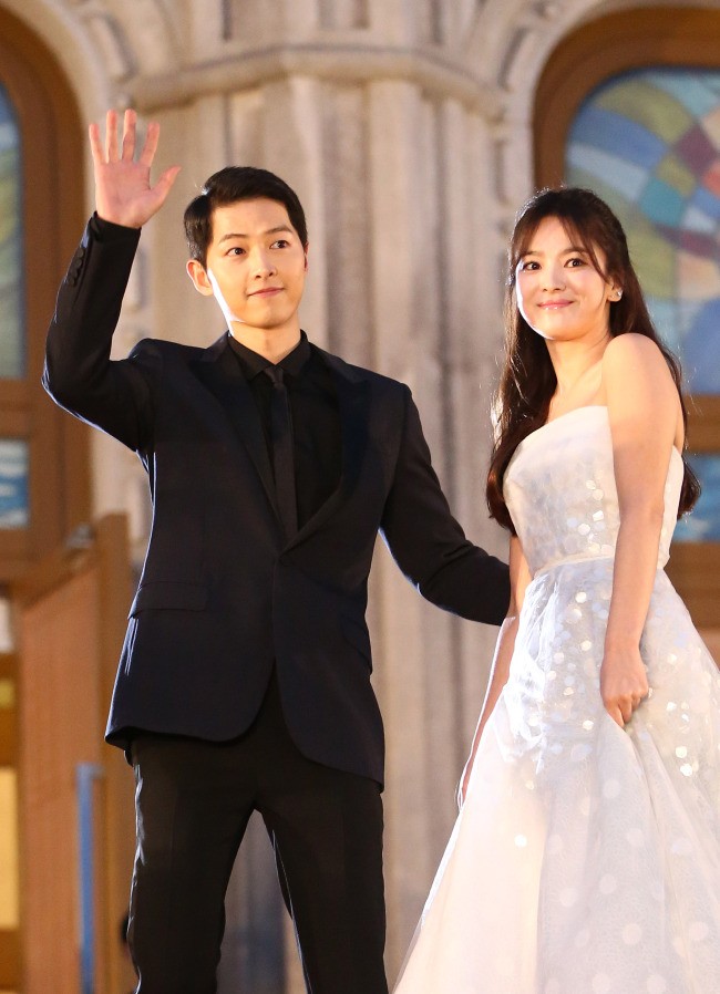 Hé lộ về đám cưới và nơi trăng mật của vợ chồng Song Hye Kyo - ảnh 3