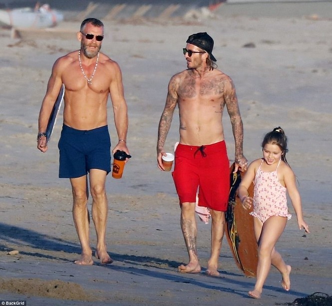 Cô bé Harper 6 tuổi vẫn được bố David Beckham bế bồng - ảnh 3