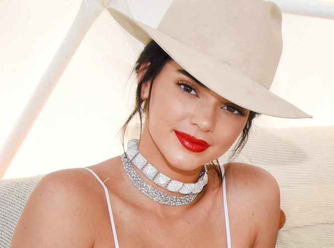 Biệt thự sân vườn hồ nước tuyệt đẹp của ‘chân dài’Kendall Jenner - ảnh 14