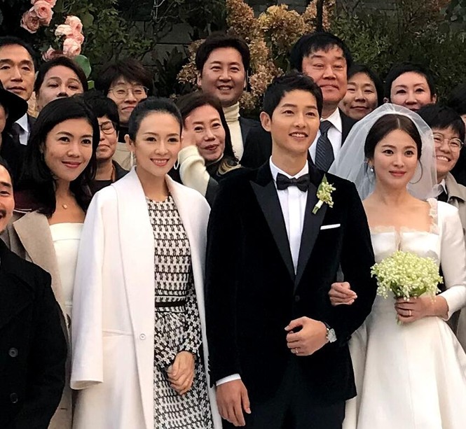 đám cưới Song Hye Kyo - Song Joong Ki, hôn nhau - ảnh 17