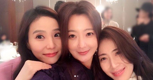 Kim Hee Sun - ảnh 8
