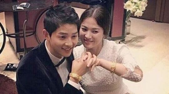 đám cưới Song Hye Kyo - Song Joong Ki, Song Hye Kyo được tặng quà cưới vòng vàng long phụng - ảnh 5