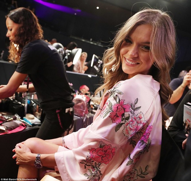 Victoria's Secret Fashion Show 2017 - ảnh 26