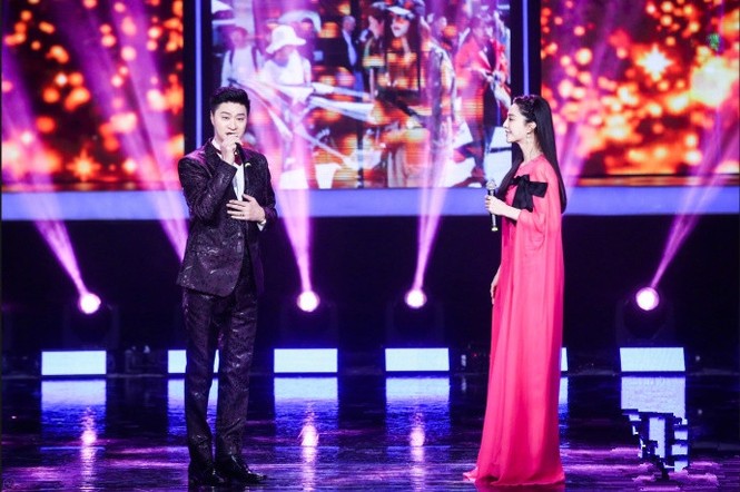 Cha Phạm Băng Băng quá trẻ và phong độ, song ca cùng con gái - ảnh 2