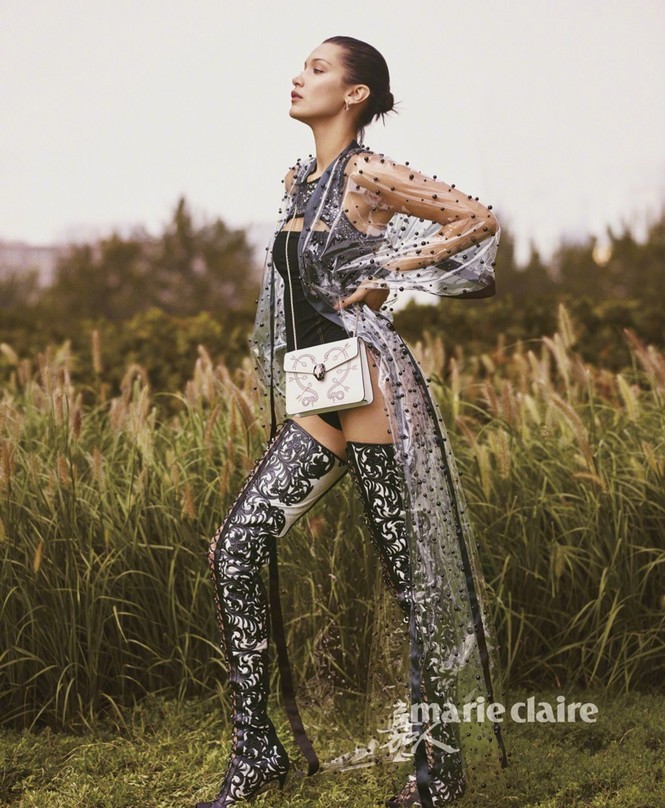 Say đắm nhan sắc gợi tình của 'chân dài' Bella Hadid - ảnh 21