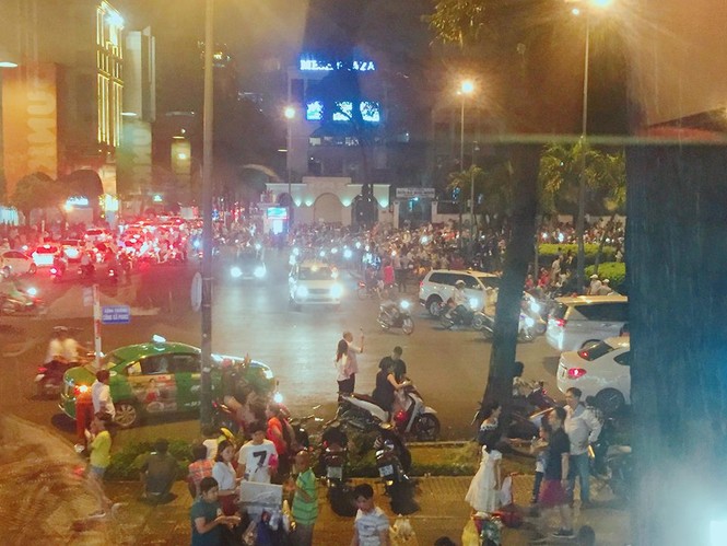 Việt Nam bước sang năm mới 2018 - ảnh 35