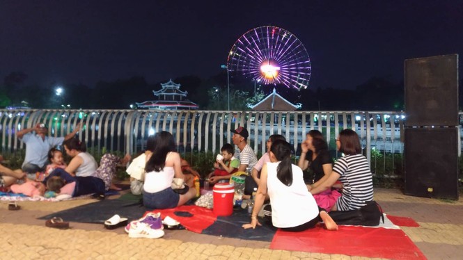 Việt Nam bước sang năm mới 2018 - ảnh 66