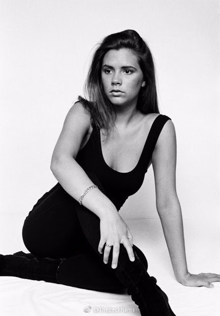 Victoria Beckham thuở trăng rằm: Tươi tắn, tròn đầy gợi cảm - ảnh 5