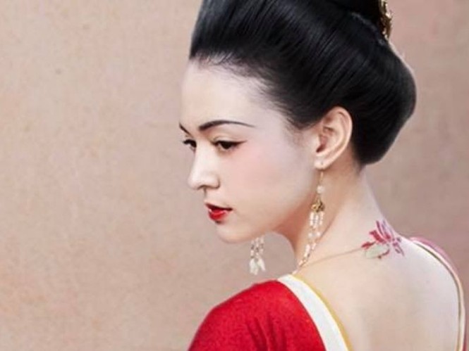Ngắm nhan sắc 'bông hồng lai Pháp' vào vai Dương Quý Phi - ảnh 1