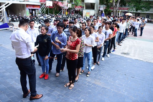Nhiều người trẻ thà thất nghiệp chứ không làm việc chân tay - ảnh 1