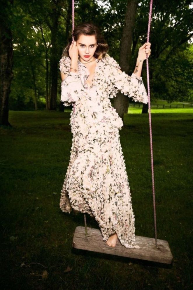 Năm mới, Miley Cyrus và bạn trai cải tạo nhà triệu đô để sinh con - ảnh 21