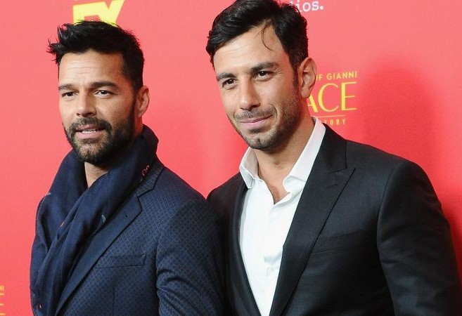 Ricky Martin kết hôn đồng tính với người tình kém 13 tuổi - ảnh 1