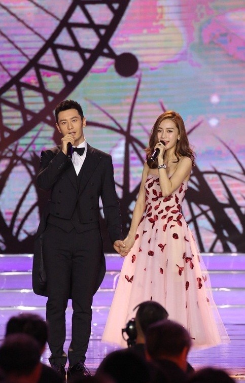 Vợ chồng Angelababy song ca tình tứ, Phạm Băng Băng đẹp đôi bên Lý Thần - ảnh 3