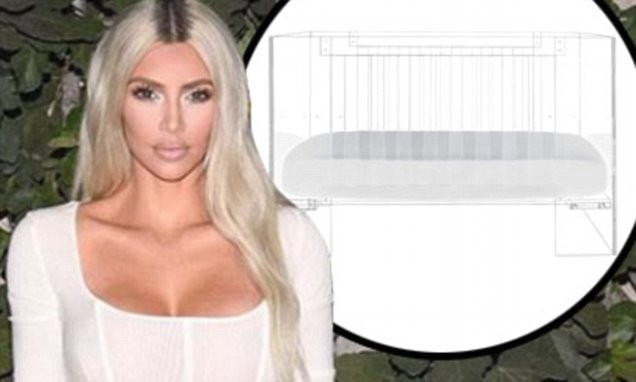 Kim Kardashian tặng quà cho các ‘kẻ thù’ nhân ngày Valentine - ảnh 9