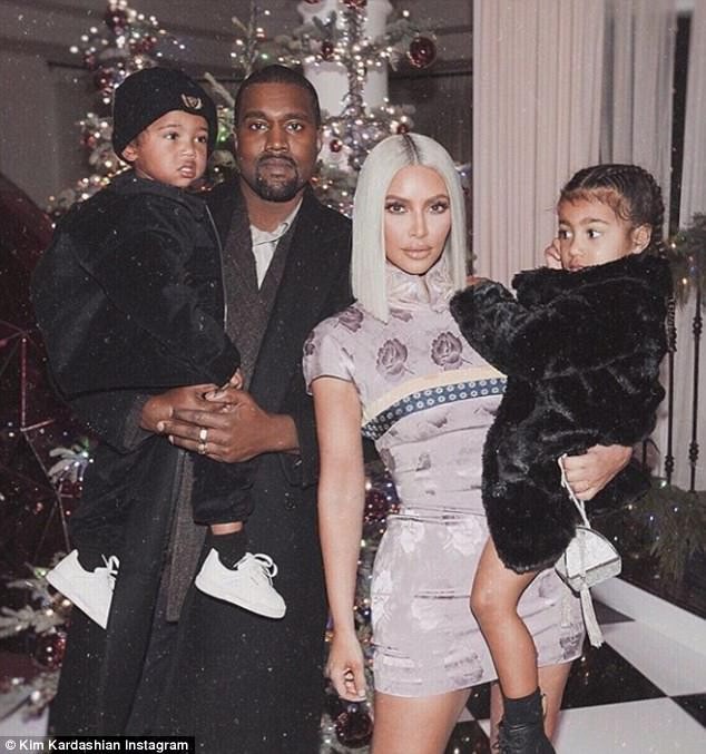 Kim Kardashian tặng quà cho các ‘kẻ thù’ nhân ngày Valentine - ảnh 8