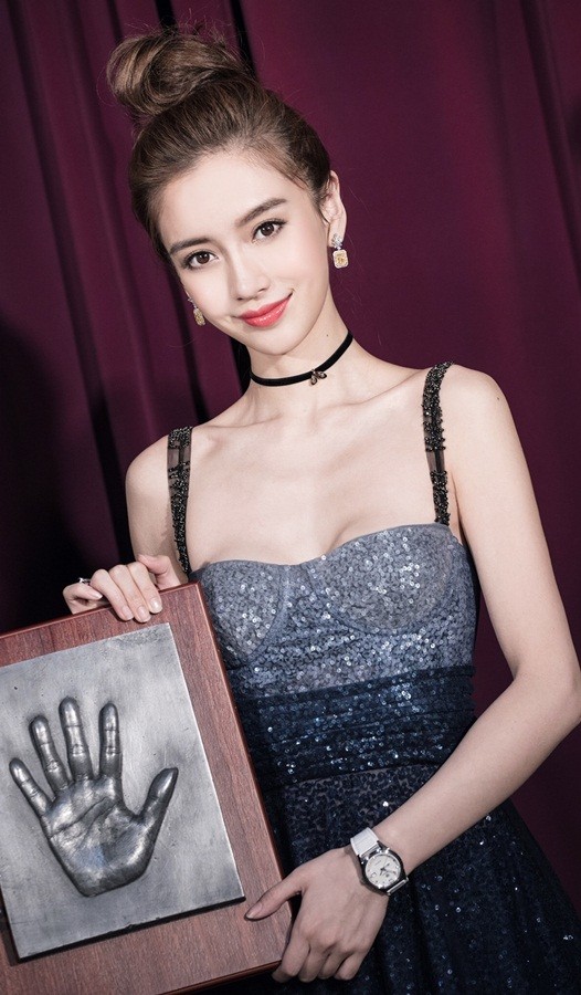 tượng sáp Angelababy giống người thật - ảnh 8