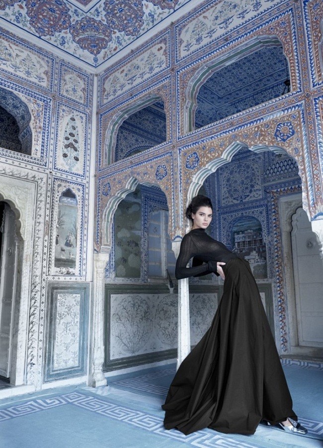Kim Kardashian Vogue Ấn Độ 2018 - ảnh 6