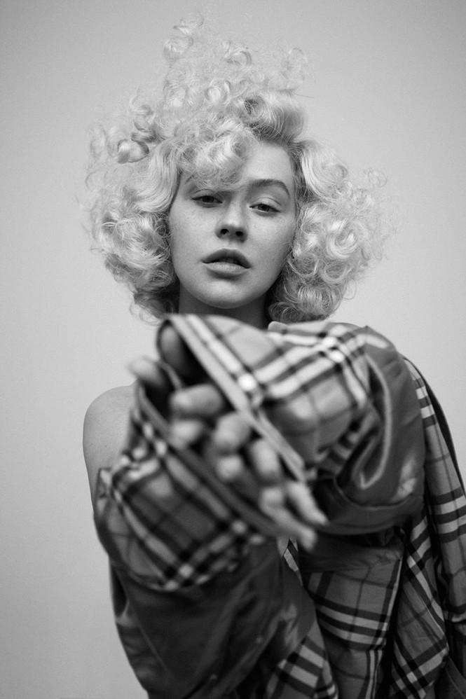 Christina Aguilera mặt mộc - ảnh 10
