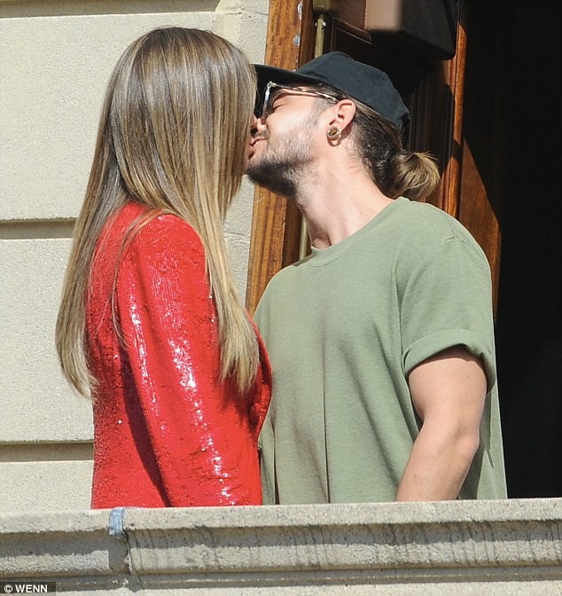 Heidi Klum yêu phi công trẻ Tom Kaulitz - ảnh 1