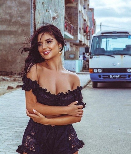 Demi Rose thân hình đồng hồ cát - ảnh 6