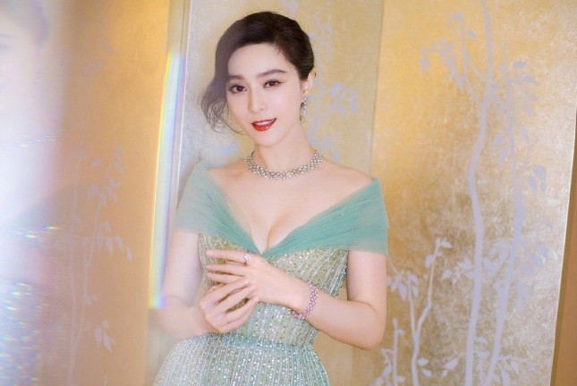 Phạm Băng Băng gợi cảm - ảnh 1