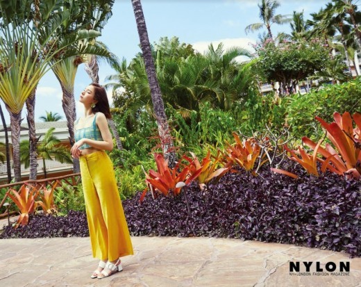 Dàn người đẹp Hàn Quốc rực rỡ đón nắng hè - ảnh 29
