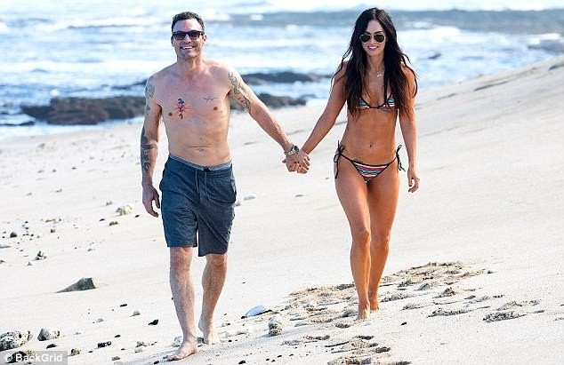 Megan Fox quấn quýt bên chồng - ảnh 4