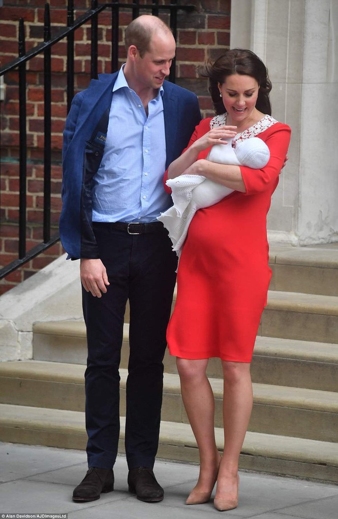 Kate Middleton sinh con thứ 3 - ảnh 6