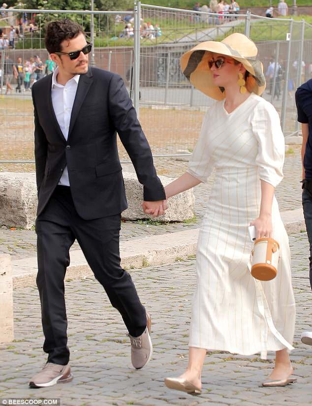 Katy Perry và Orlando Bloom tung tăng hẹn hò ở Rome - ảnh 2
