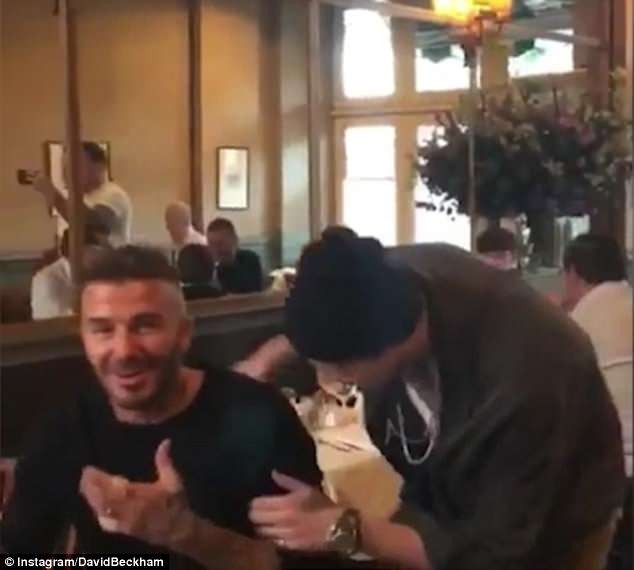 David Beckham được con trai cả gây bất ngờ dịp sinh nhật - ảnh 2