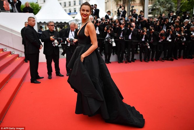 Irina Shayk Cannes 2018 - ảnh 6