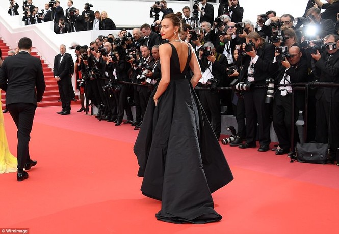 Irina Shayk Cannes 2018 - ảnh 7