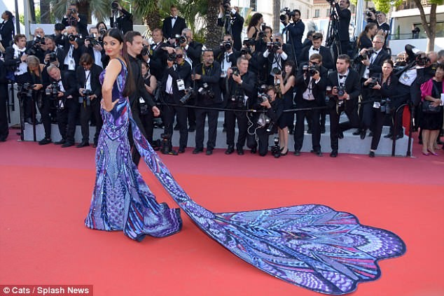 Hoa hậu thế giới Aishwarya Rai Cannes 2018 - ảnh 7