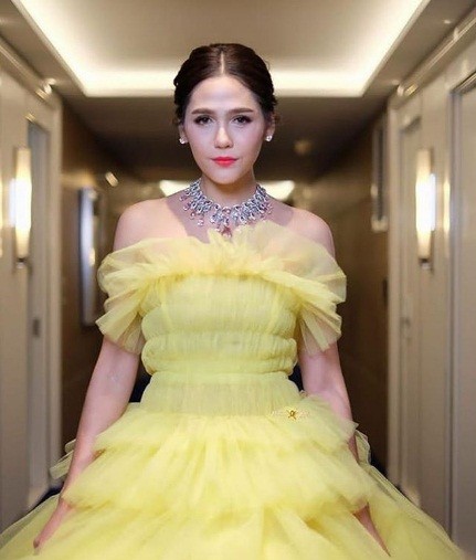 Vẻ đẹp thiên thần của ‘mỹ nhân đẹp nhất Thái Lan’ Chompoo Araya - ảnh 6
