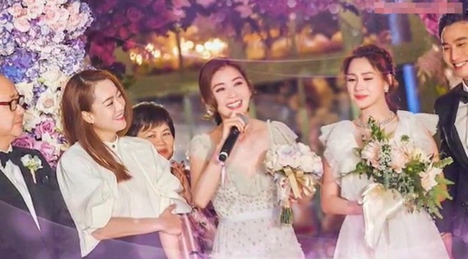 10 năm sau scandal ảnh nóng, Chung Hân Đồng nghẹn ngào trong đám cưới - ảnh 9