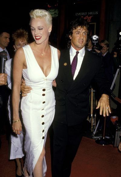 Vợ cũ ‘người hùng cơ bắp’ Sylvester Stallone mang bầu ở tuổi 54 - ảnh 12