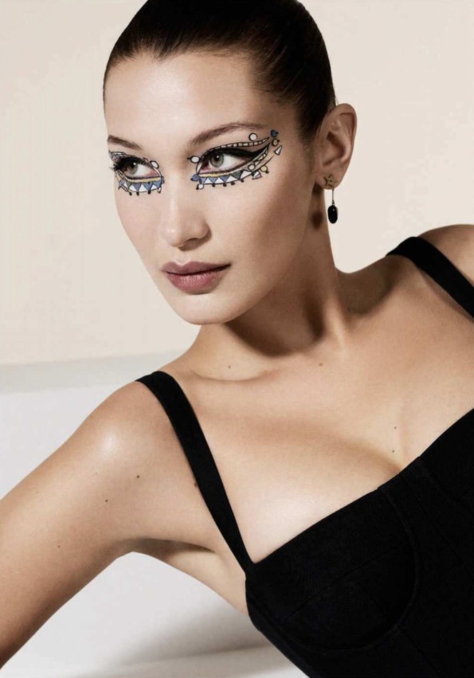 ‘Chân dài’ gợi cảm Bella Hadid khẳng định chưa từng ‘dao kéo’ thẩm mỹ - ảnh 6