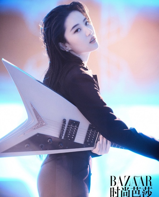 Lưu Diệc Phi hóa rocker, ‘thiên nga’ trên sàn ba lê - ảnh 8