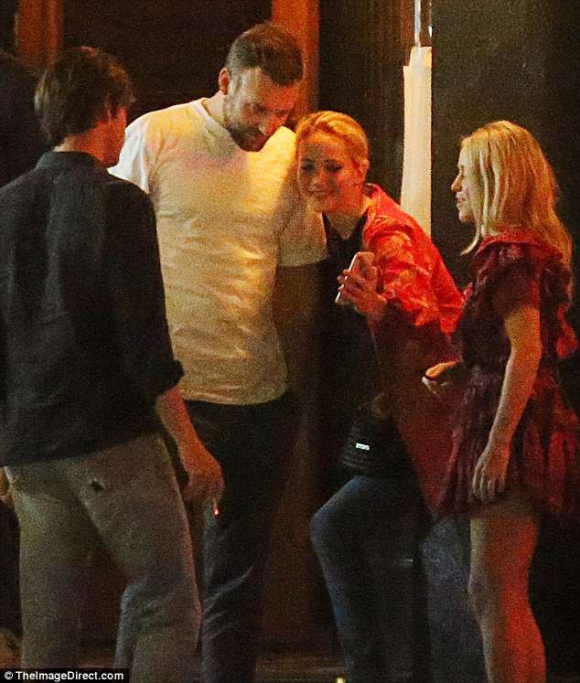 'Mỹ nhân lộ ảnh nóng’ Jennifer Lawrence lần đầu lộ ảnh hẹn hò bạn trai - ảnh 5